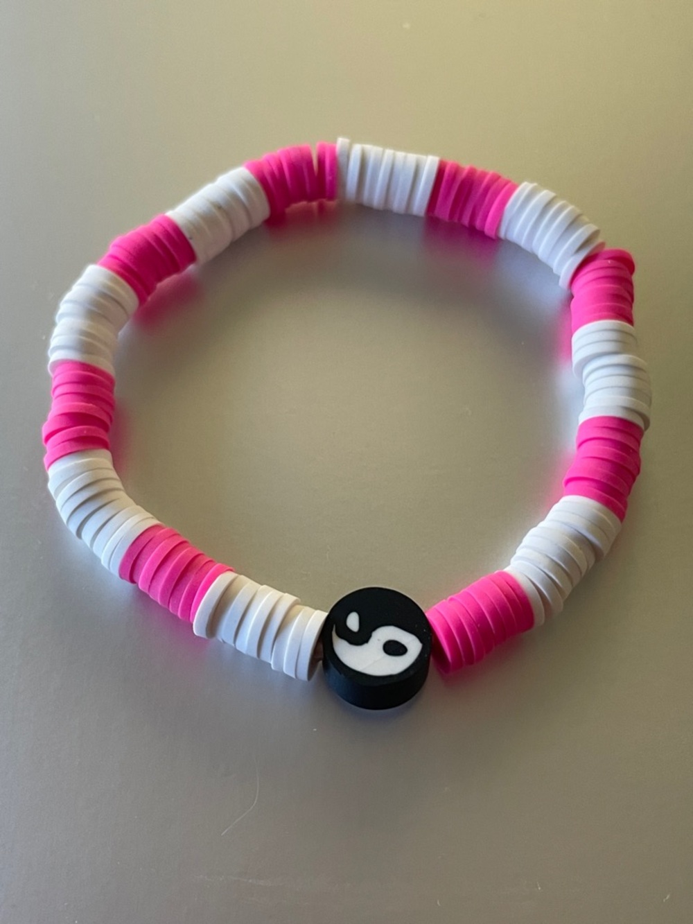 Stretch Bead Bracelet in Pink & White with Yin Yang Charm